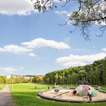 Lejlighed Airport - Std 1 - Ar Condicionado - Cave 25m2 269,10ft2 - Full Equipped - Ring Bell D